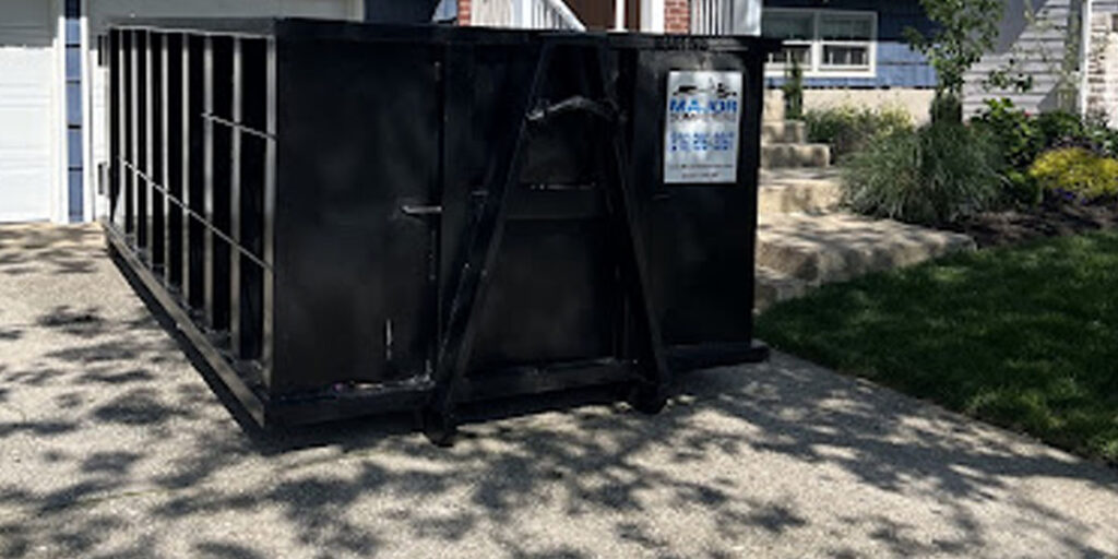 Choosing the Right Dumpster Rental Company for Commercial Projects in Oceanside NY