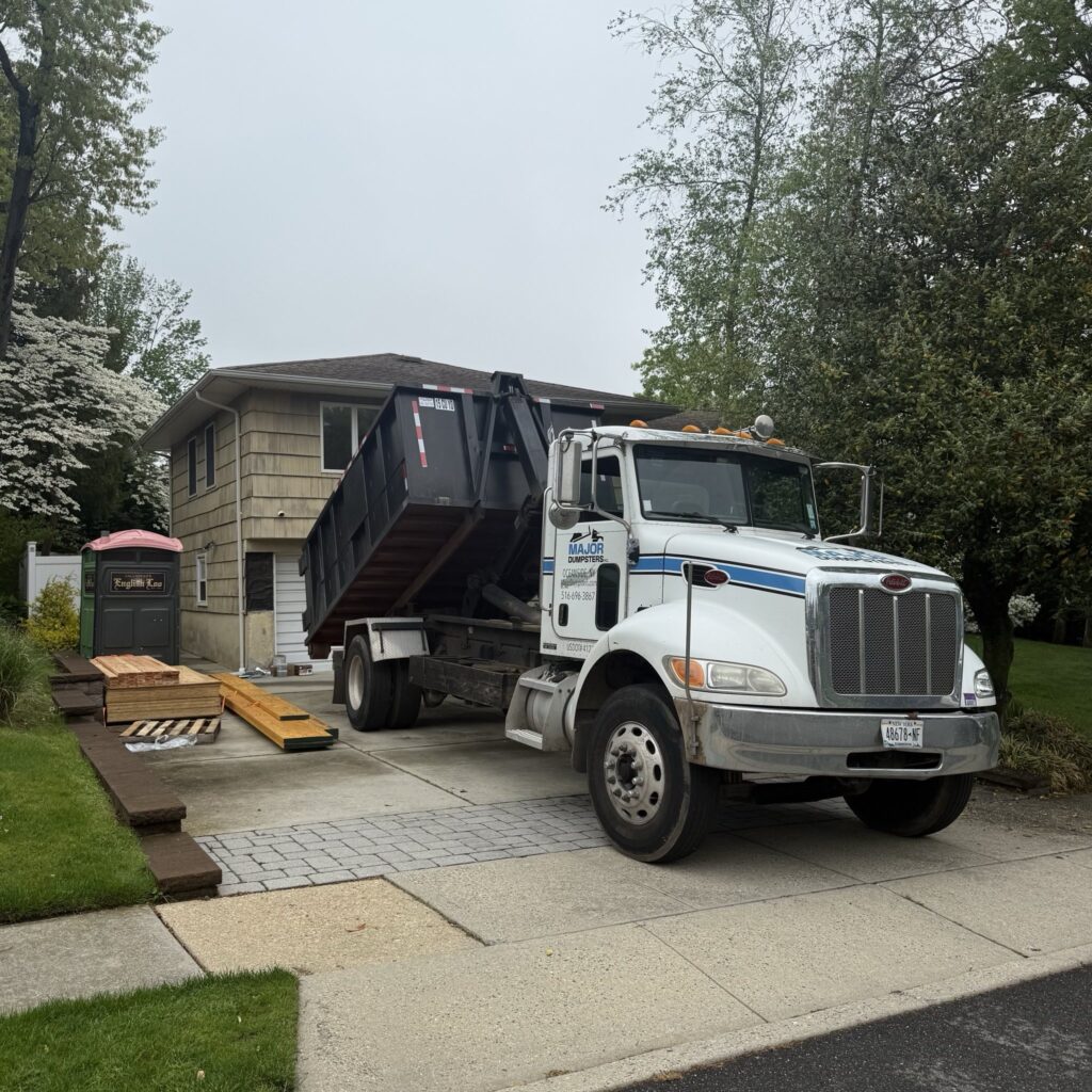 How to Rent a Dumpster Online | Major Dumpsters Long Island 1 How to Rent a Dumpster Online | Major Dumpsters Long Island